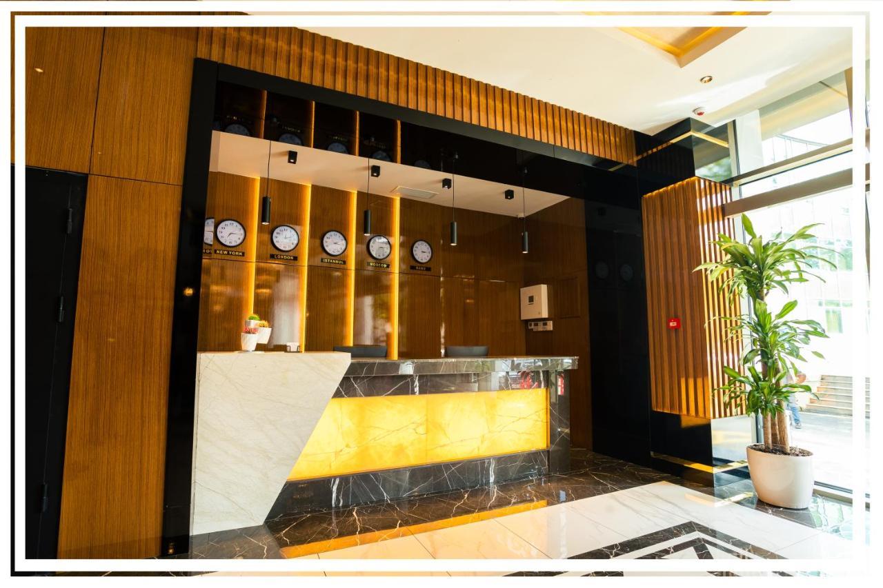 Premium Hotel Ganja Esterno foto