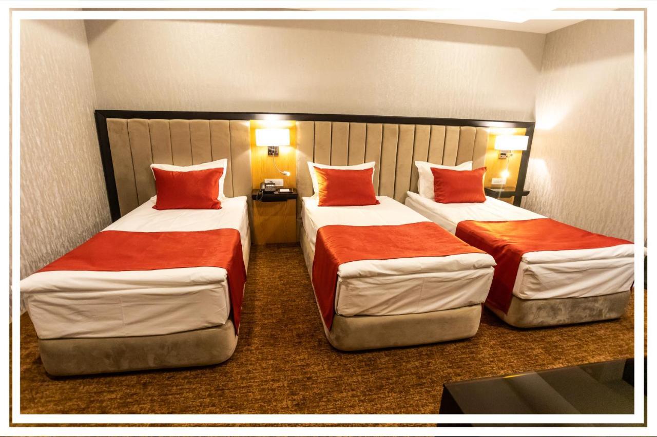 Premium Hotel Ganja Esterno foto